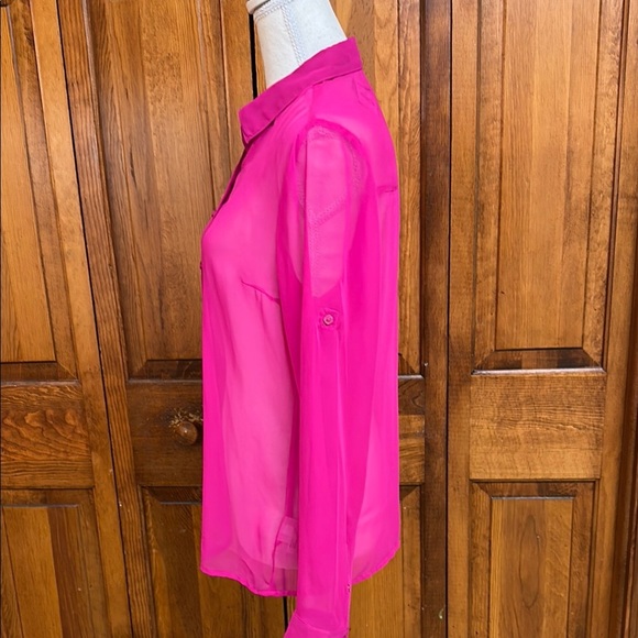 Express Portofino Sheer Fuschia Longsleeve Button Up Blouse Roll Tab NWT S - Picture 2 of 7